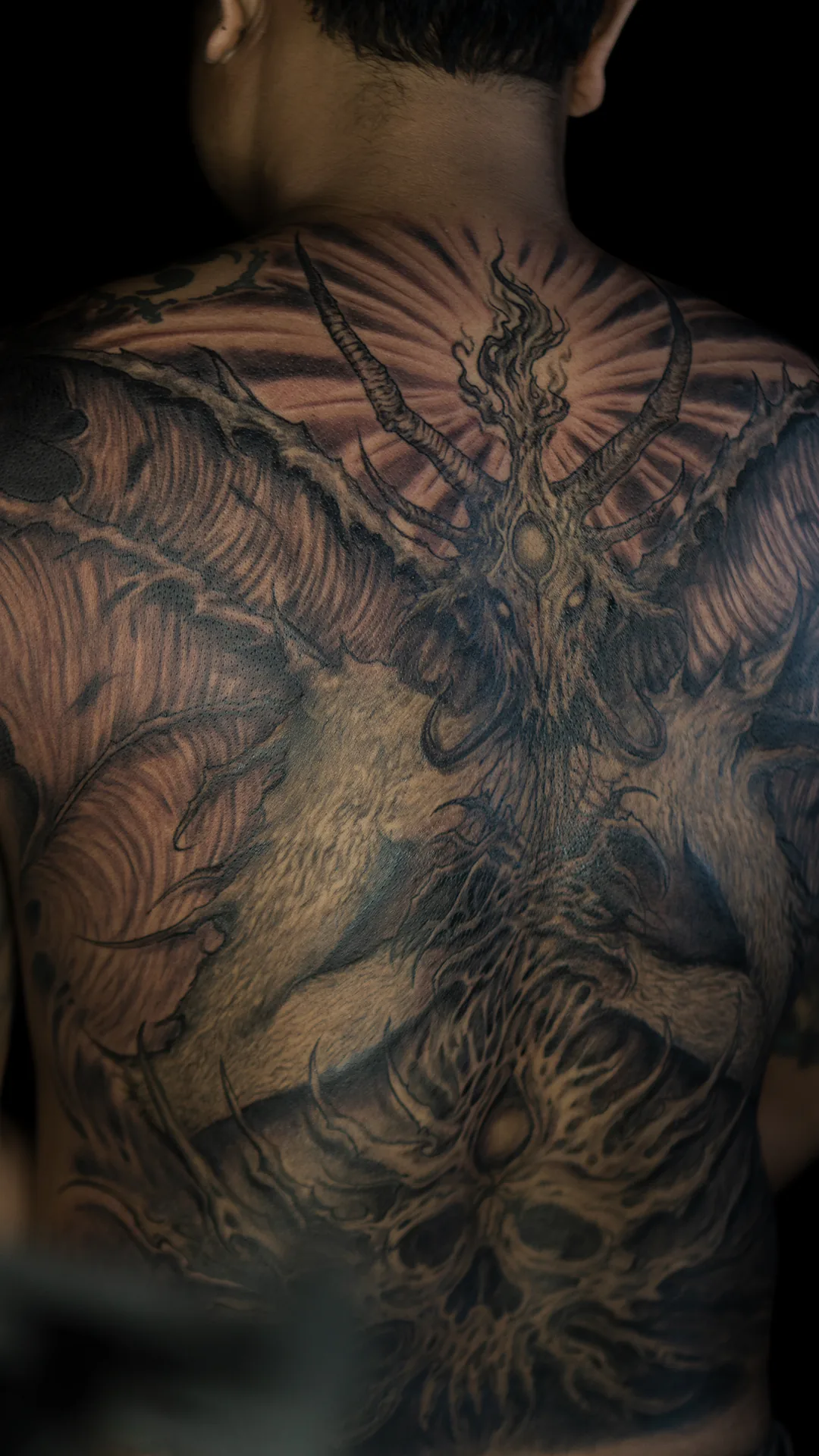 Black-and-grey chest